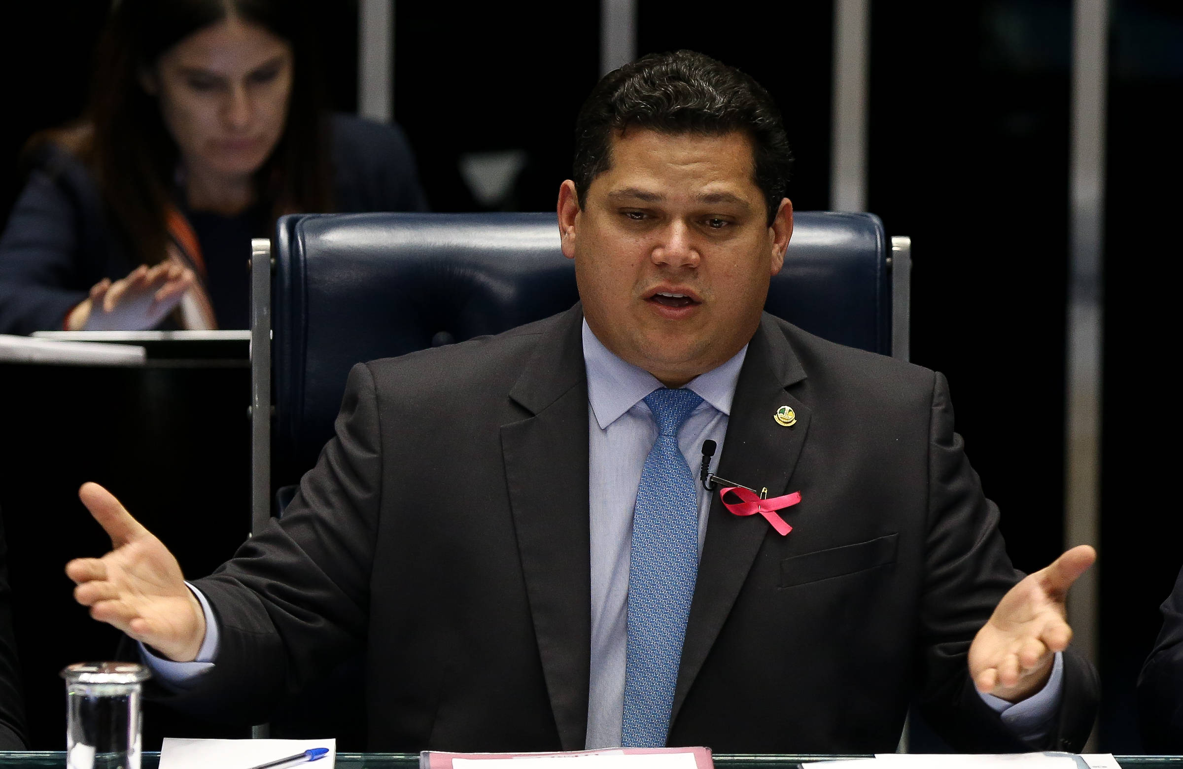 Governo sofre derrota e Senado rejeita regras mais duras para abono salarial